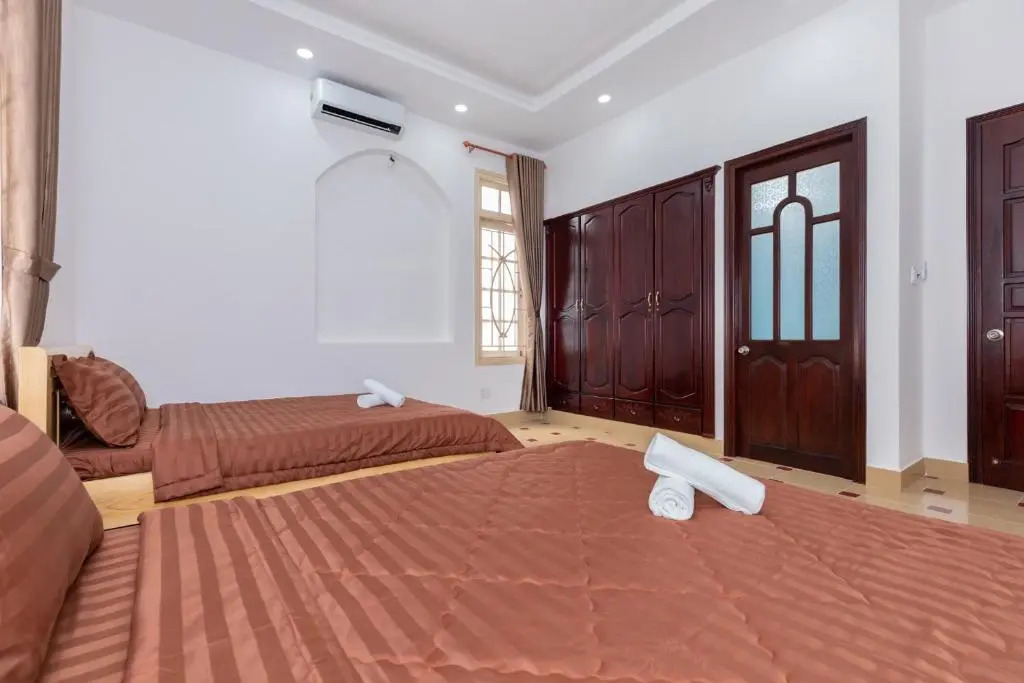 Ruby Villa F1