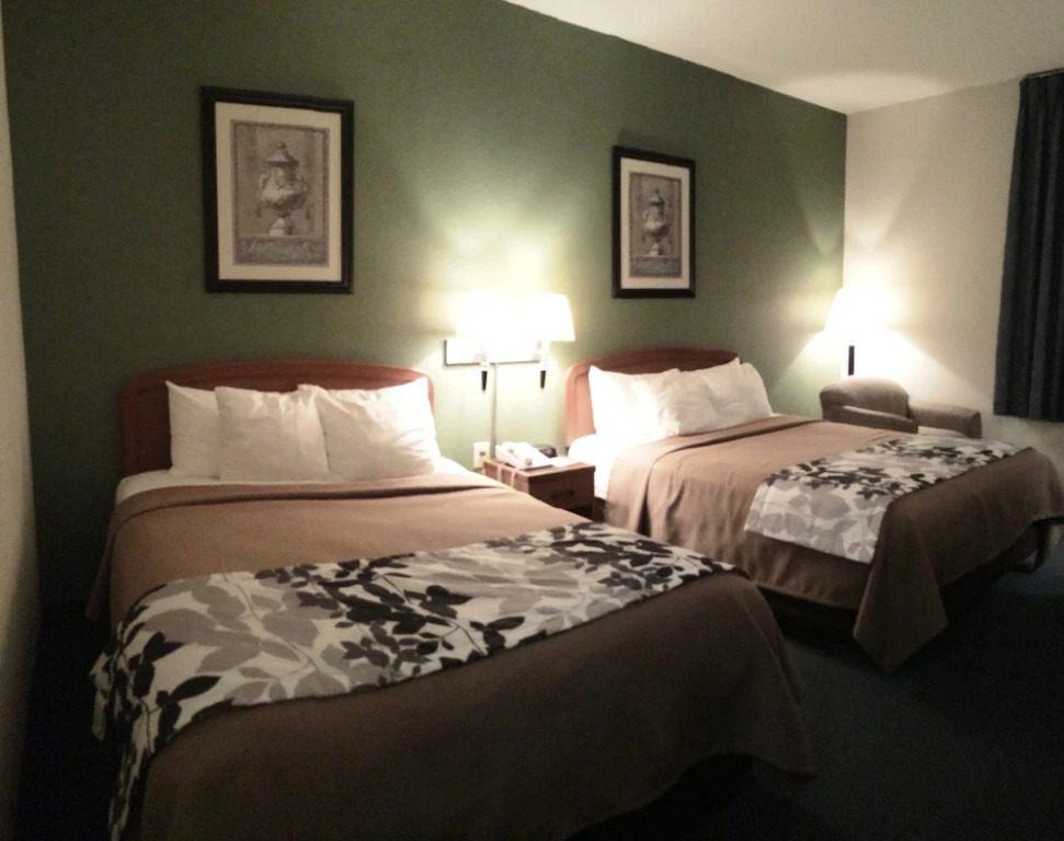 Sleep Inn & Suites