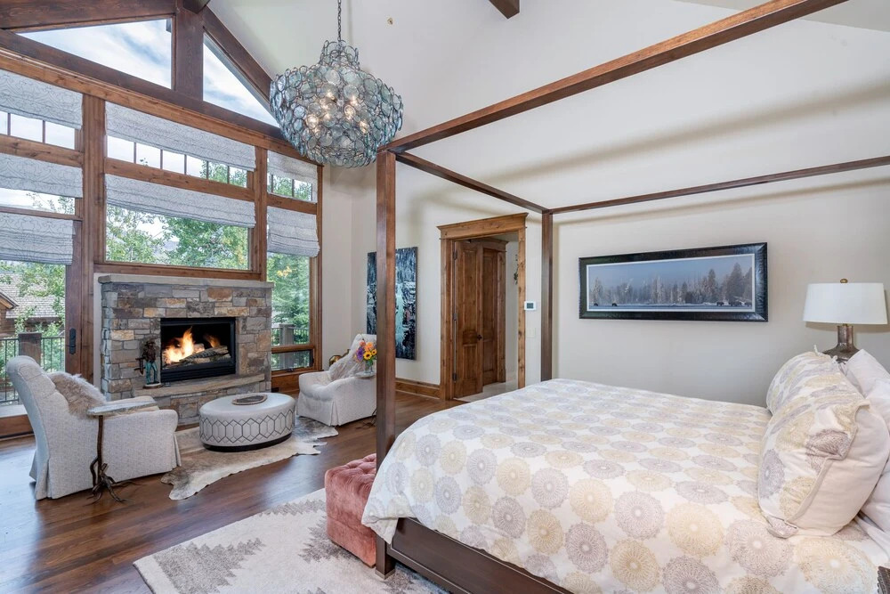 THE Pinnacle by Exceptional Stays