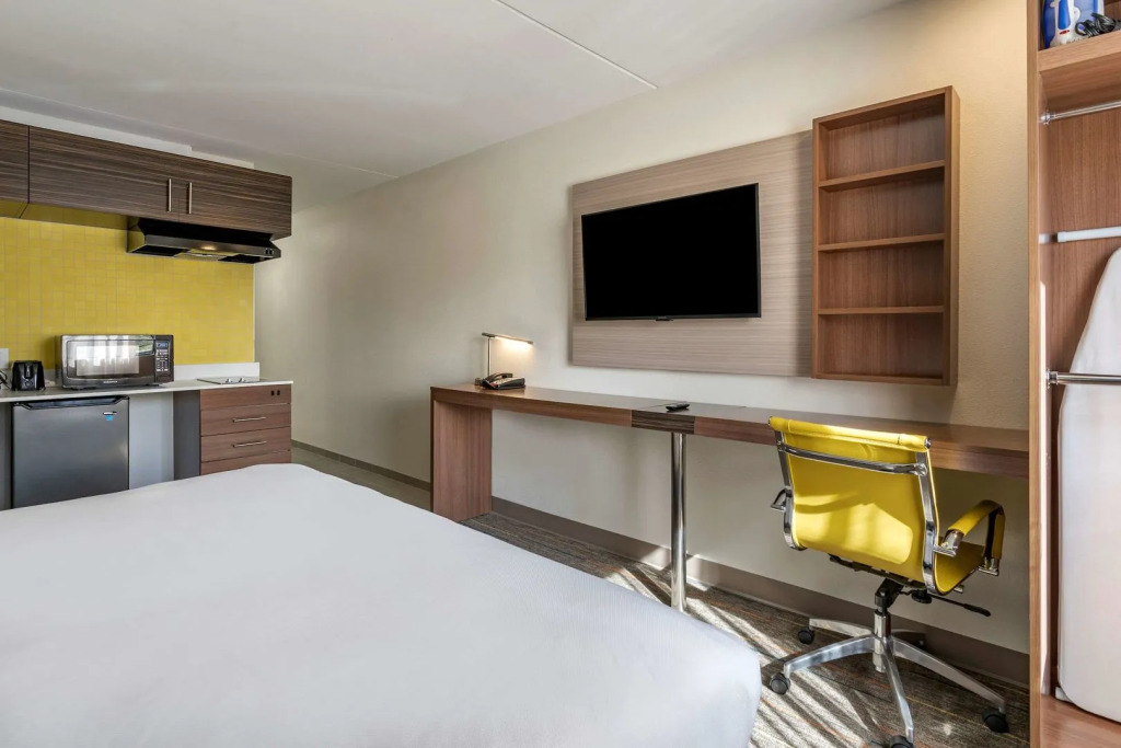 Mainstay Suites Lexington