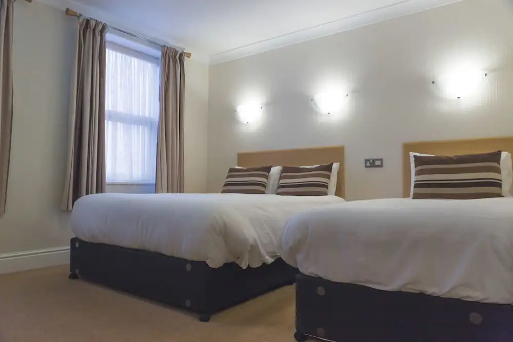 Wycliffe Hotel