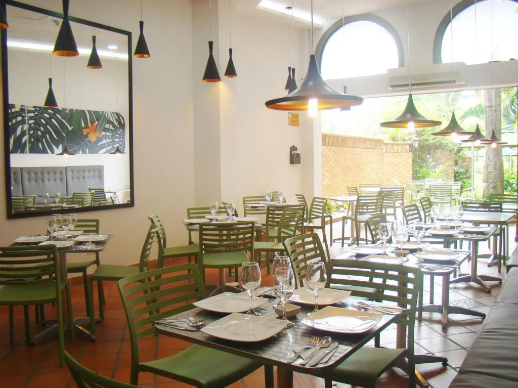 Hotel Palmera Real