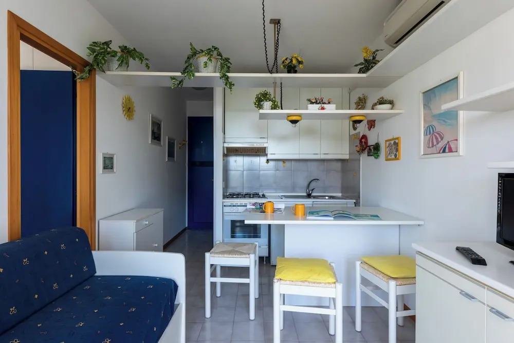 Beachside Apartment for Four Guests in Bibione