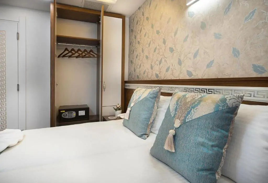 Lika Hotel - Standard Double or Twin Room