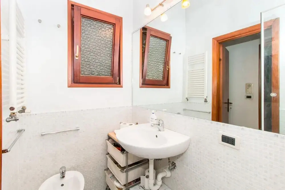 Vanchiglietta Roomy Apartment