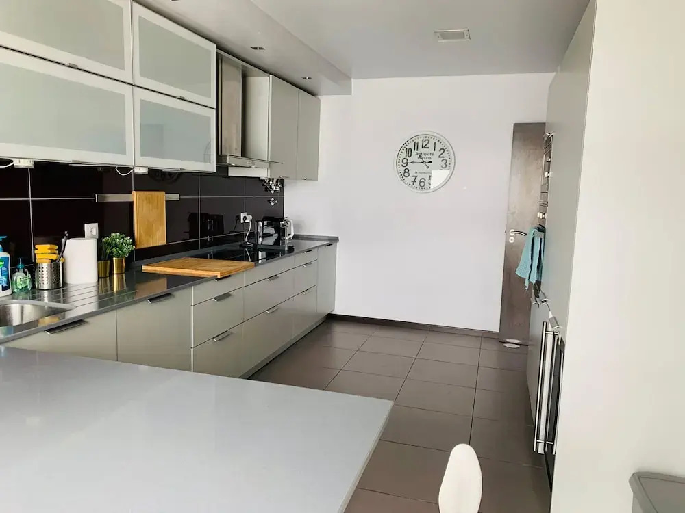 Modern Flat Near Lisbon