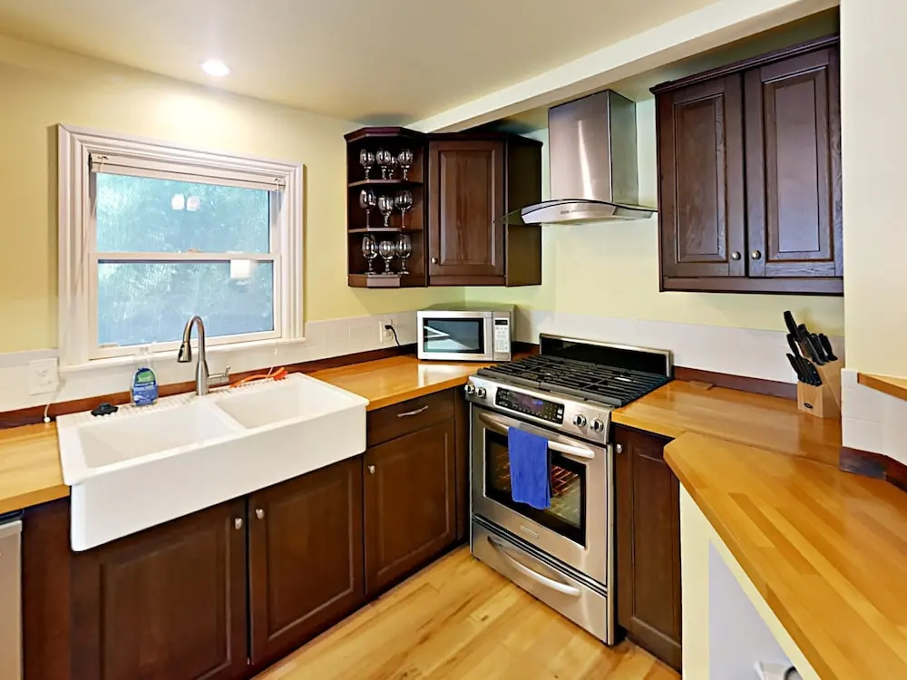 Home and Guest House Walk to Barton Springs by RedAwning