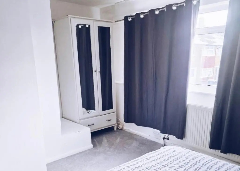 Stunning 3-bed House in London With Free Parking