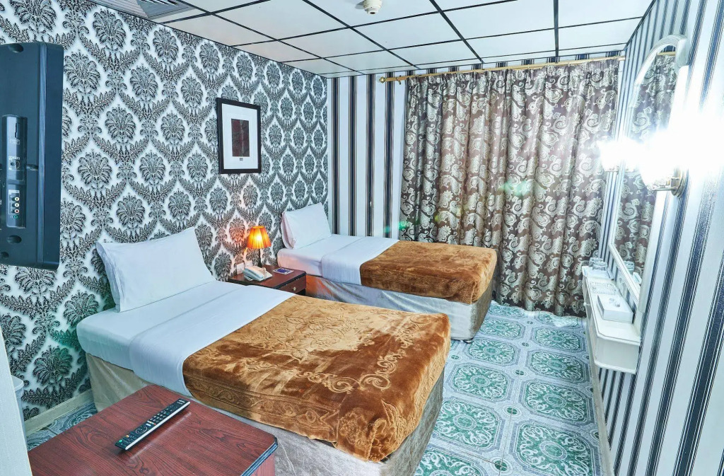West Hotel
