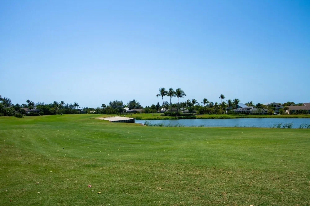Sandcastle - Pool Home In The Dunes With Lake View! 3 Bedroom Home