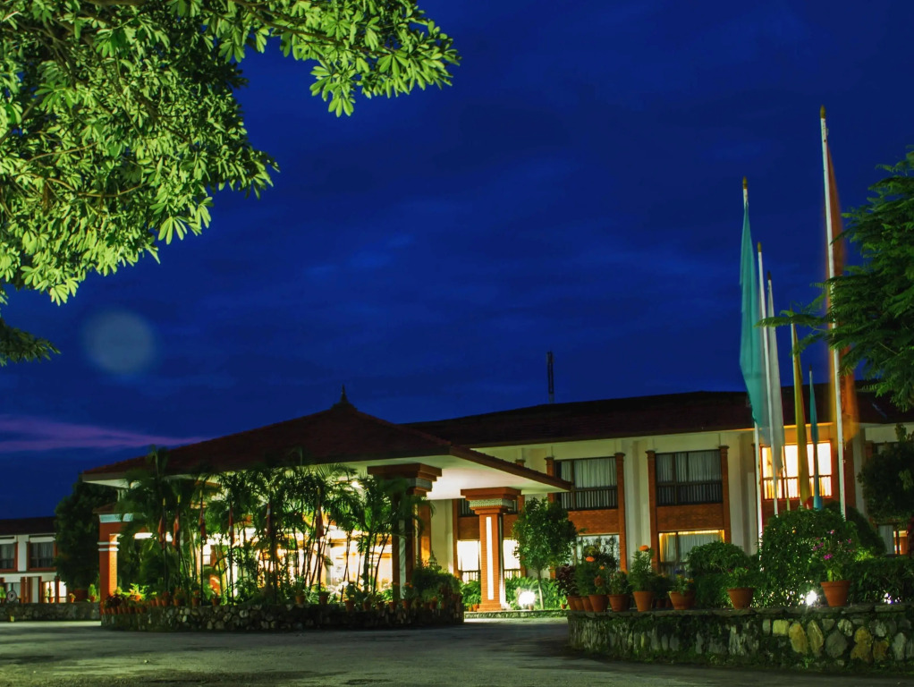 Hotel Pokhara Grande