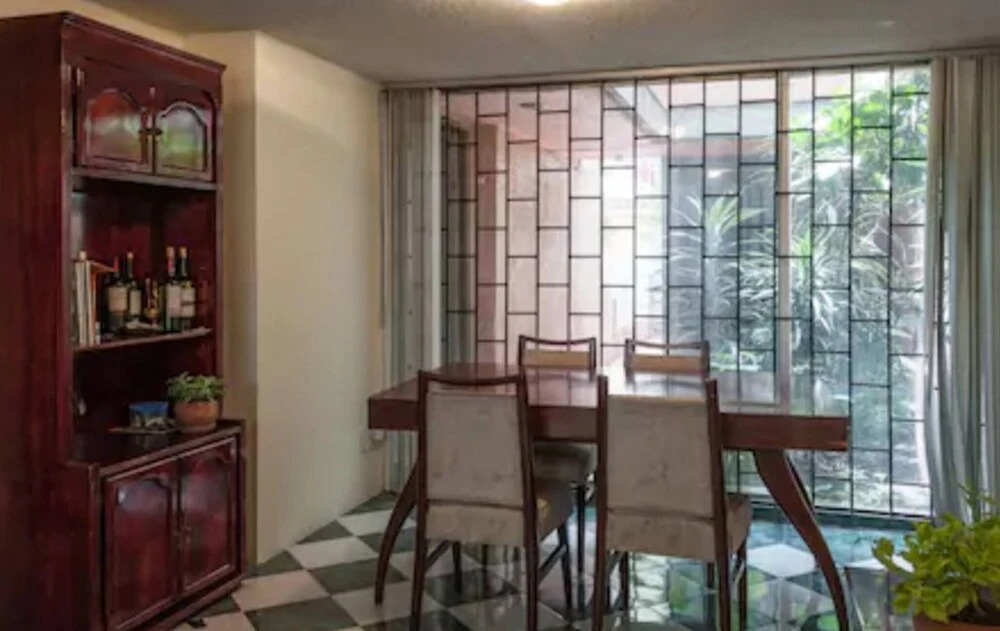 Big Room With Self Contained Services Cdmx