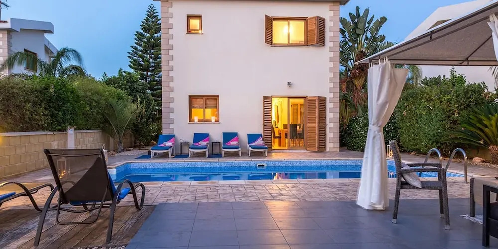 Rent Private Villa 120