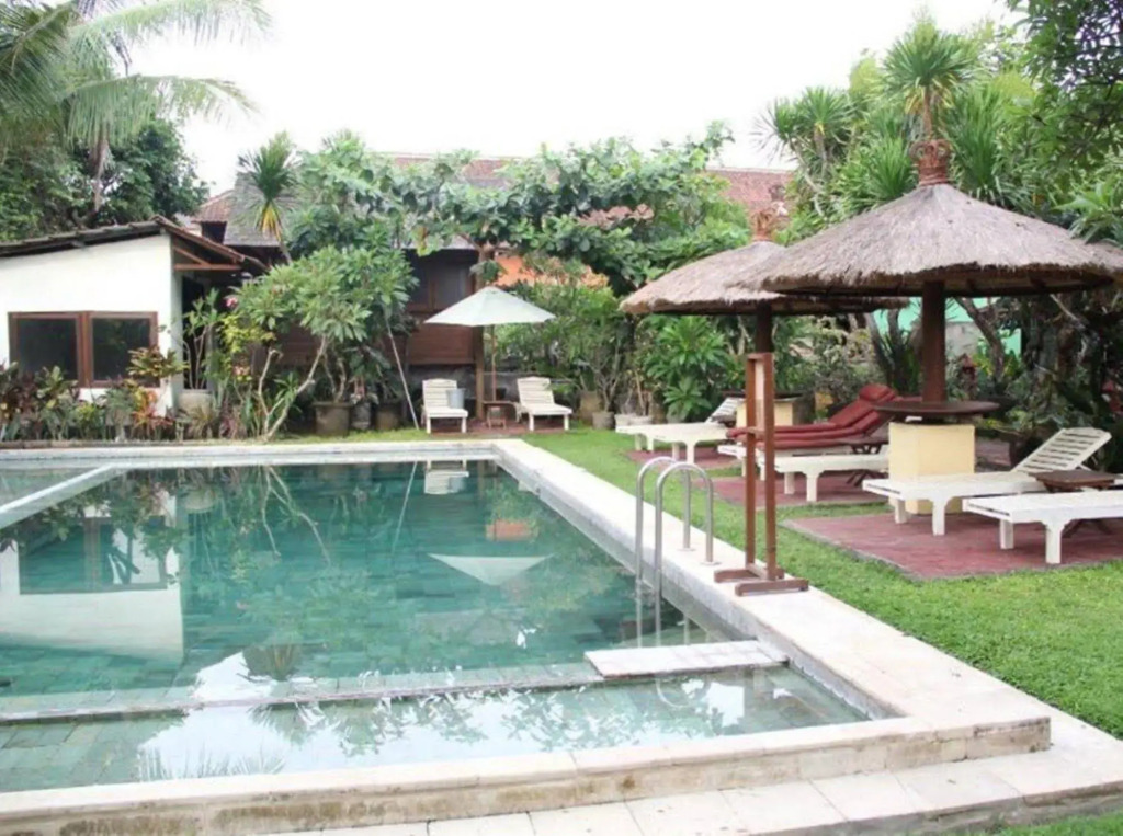 Gazebo Beach Hotel
