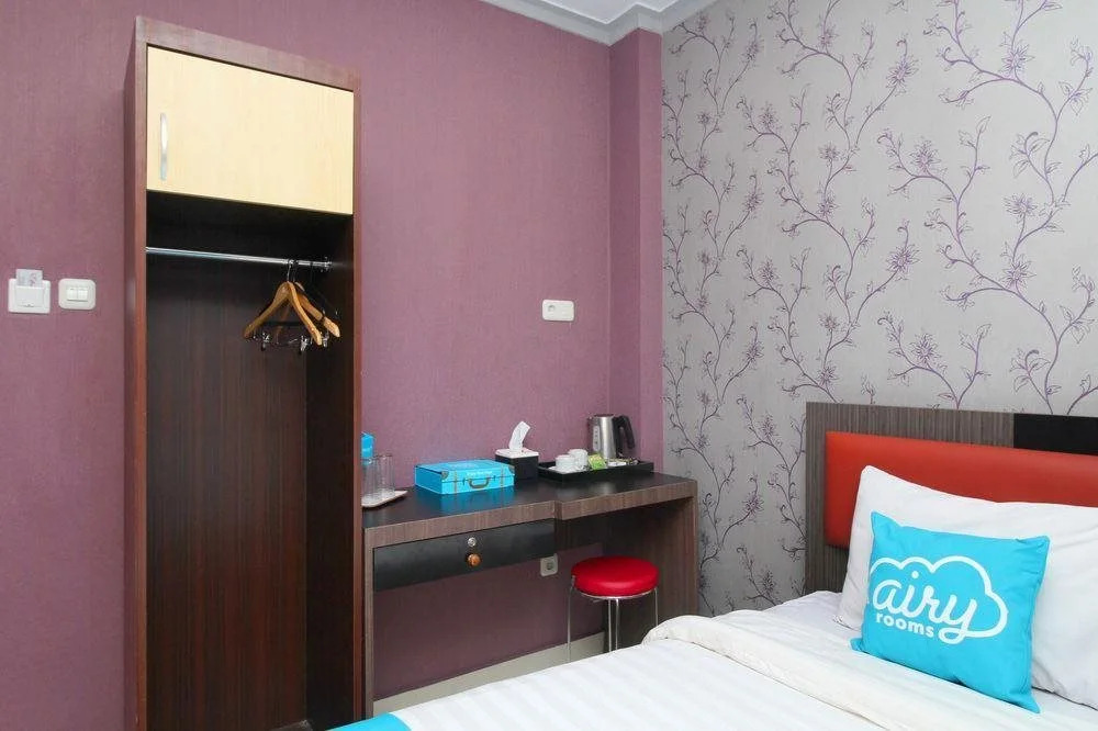 Elfah Hotel Manado by Airy Rooms