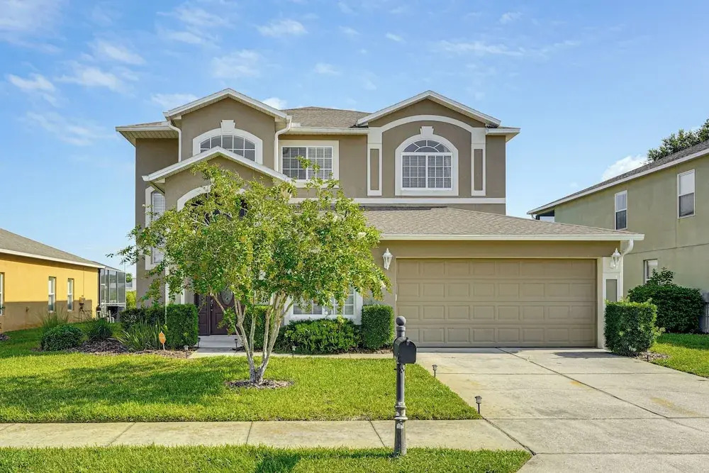Pool, Games + Family Fun! Davenport Home by Disney