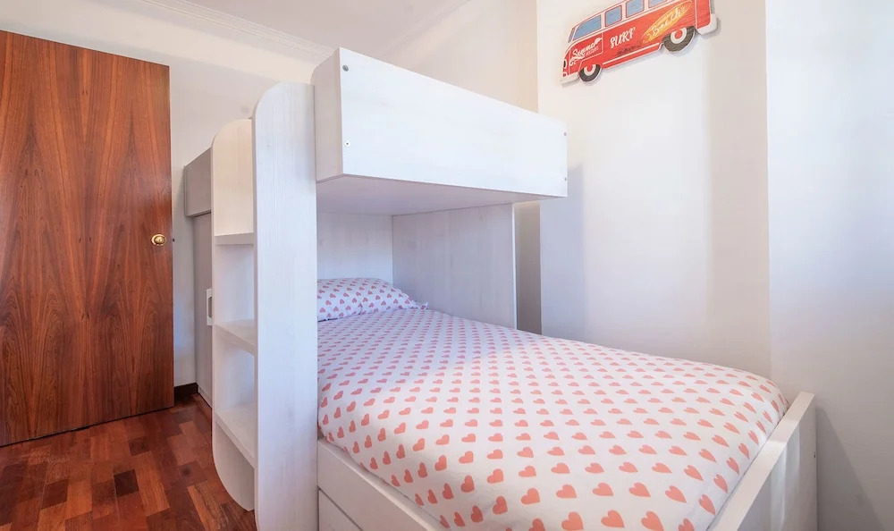 Semi-Detached House 2 (R86)
