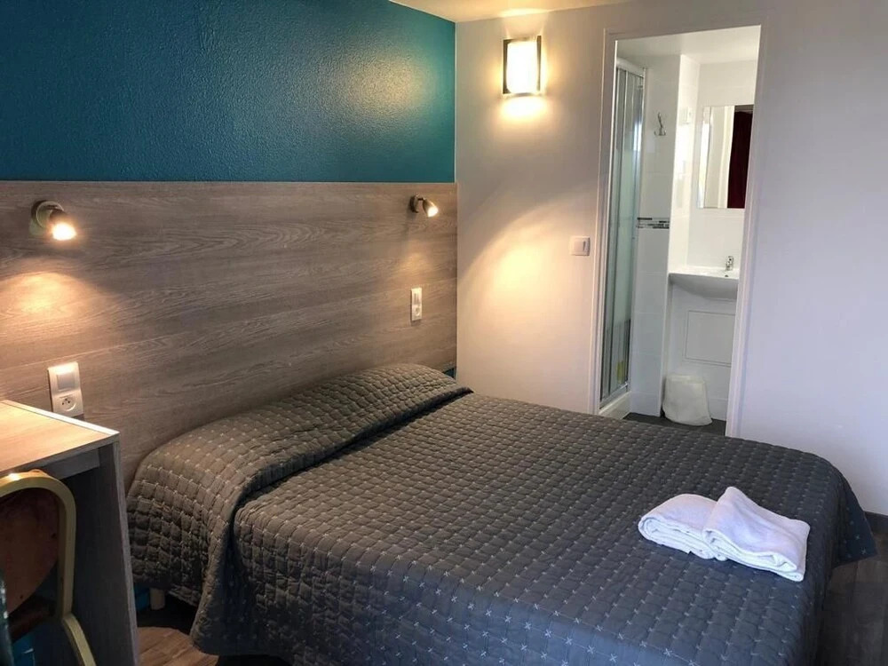 Fasthotel Roissy - Saint-Witz