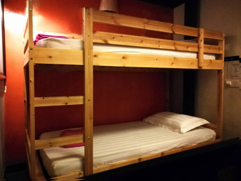Travel Hub Guesthouse
