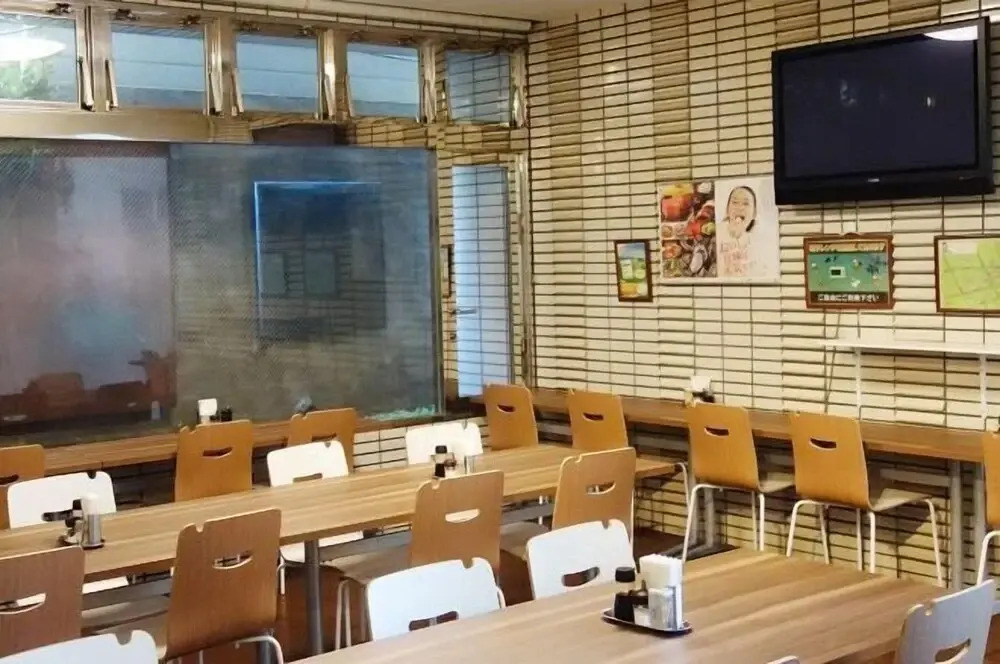 Hotel Pacific