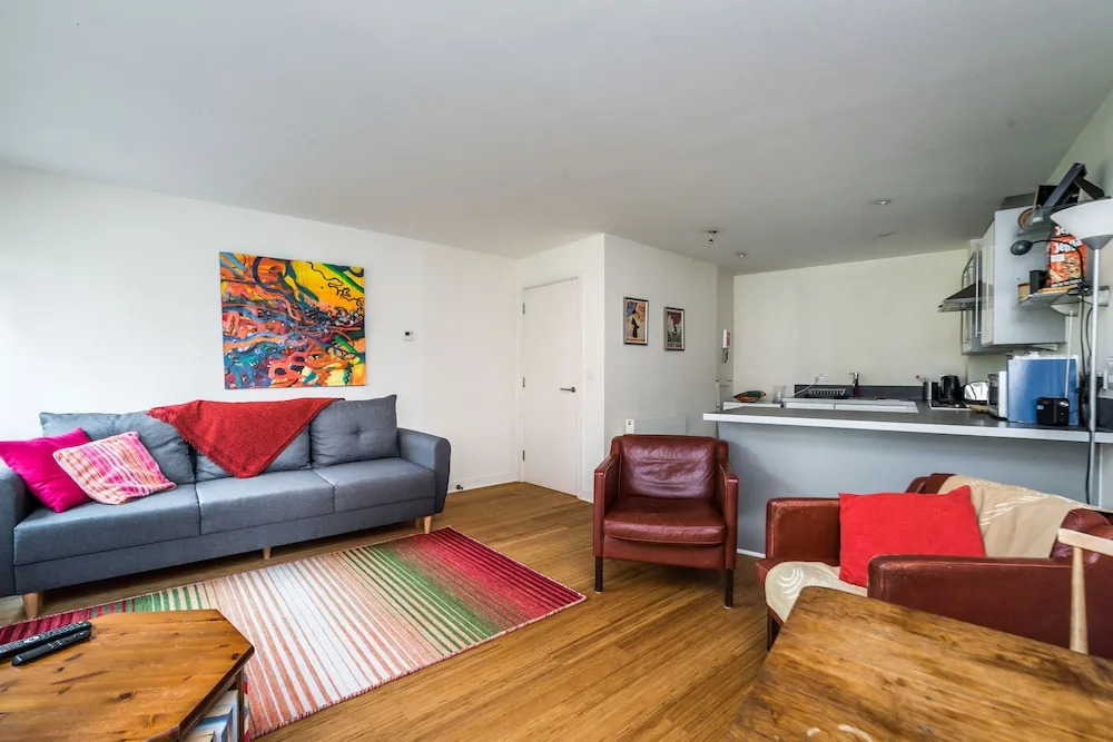 NEW Fantastic Modern 1 Bedroom Flat Holloway Road