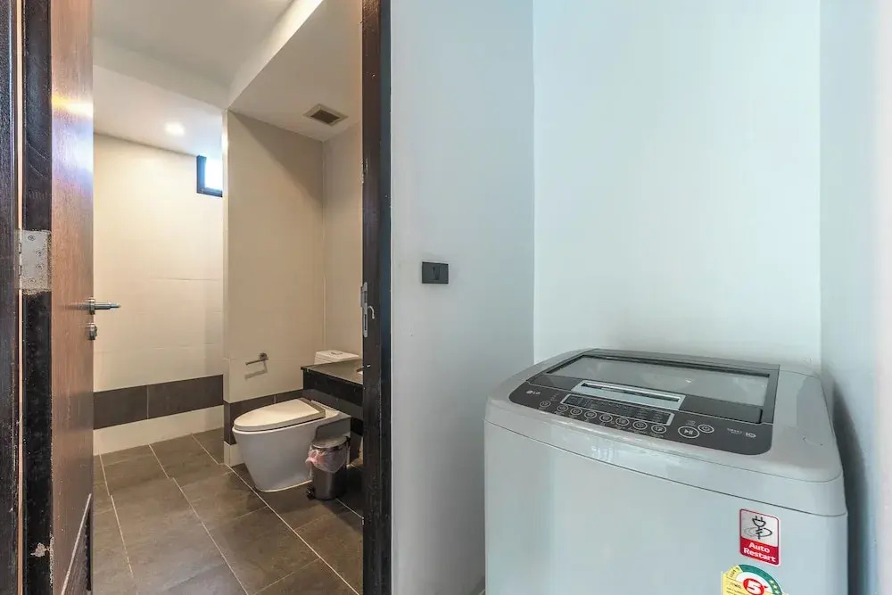 4BR Poolside 500m from Kata Beach V220