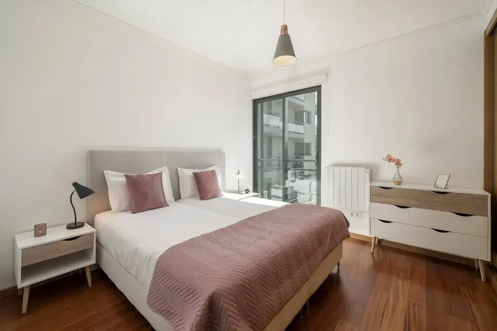 Apartment With Pool and Gym, Piornais Residence I
