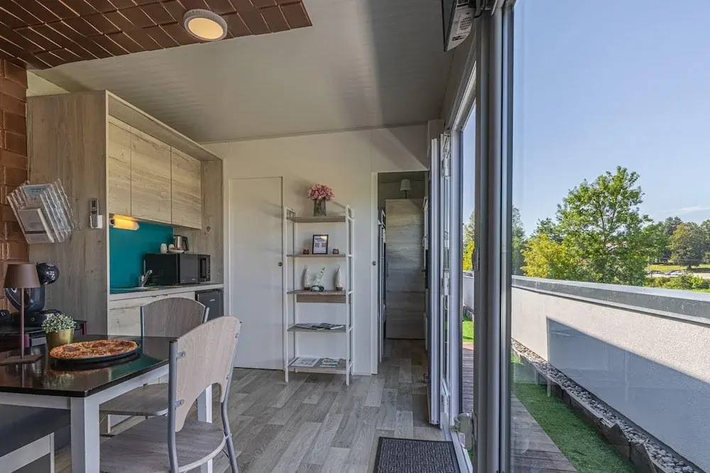 Rooftop Home With Whirlpool & Sauna