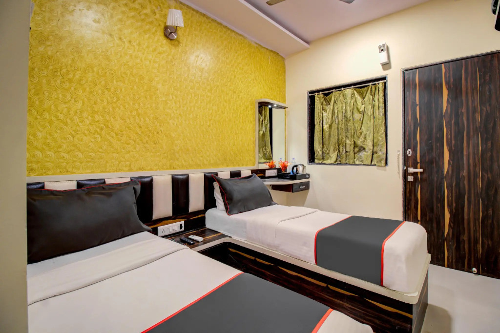 Collection O Kurla BKC Mumbai Formerly Golden Tulipz