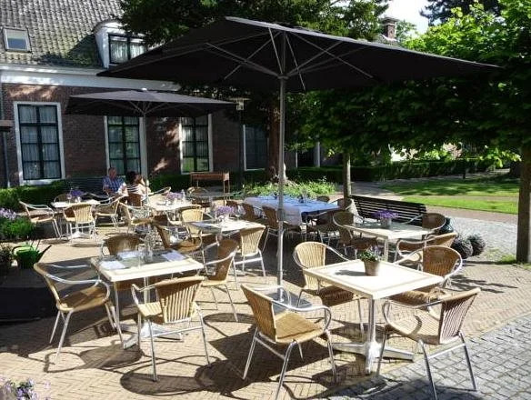 Het Weeshuis