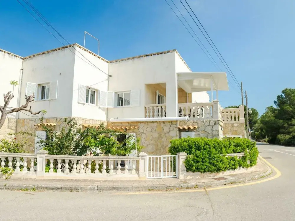 Apartment by Alcudia Bay