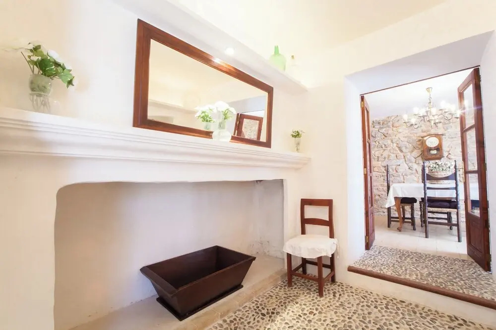 - House In