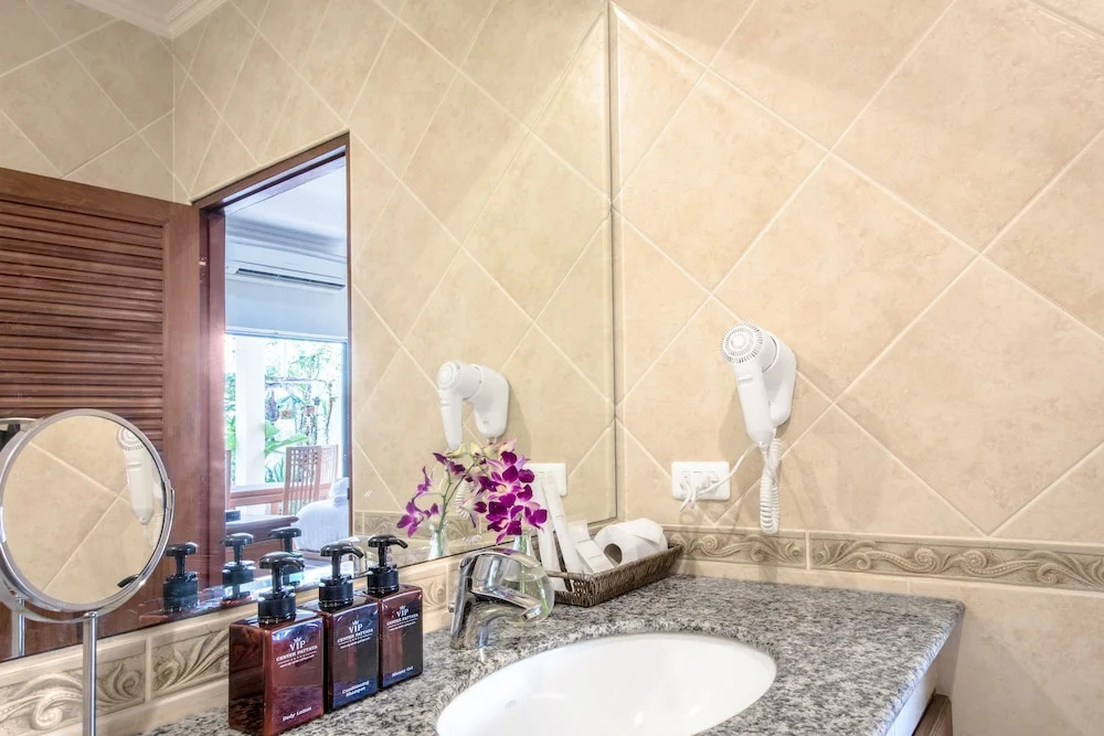 Private Beach Majestic Pool Villa Pattaya