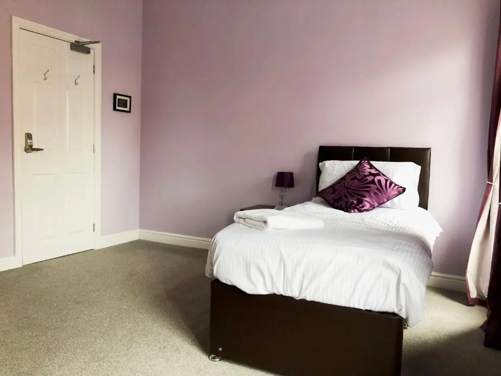 Sidings Holt - whole house sleeps up to 7