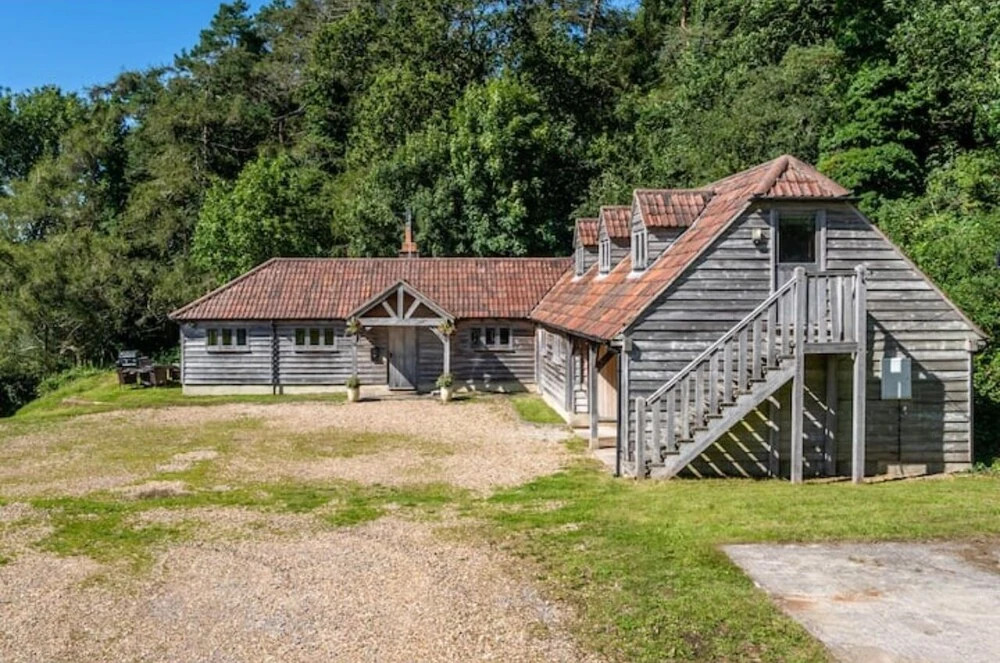 Huish Lodge