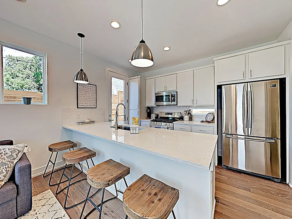 New Listing! Newly Built Luxe Getaway W/ 2 Suites Condo