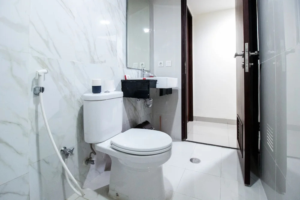 2 BR Best in Kelapa Gading Sherwood Apartment By Travelio