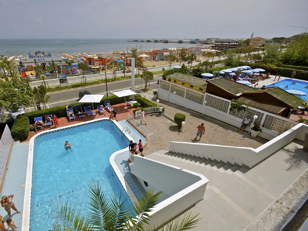Hotel Promenade Universale