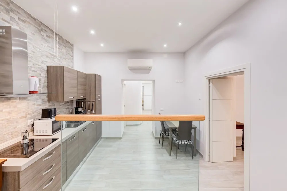 Ara Pacis Inn