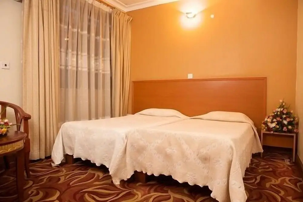 Ivys Hotel