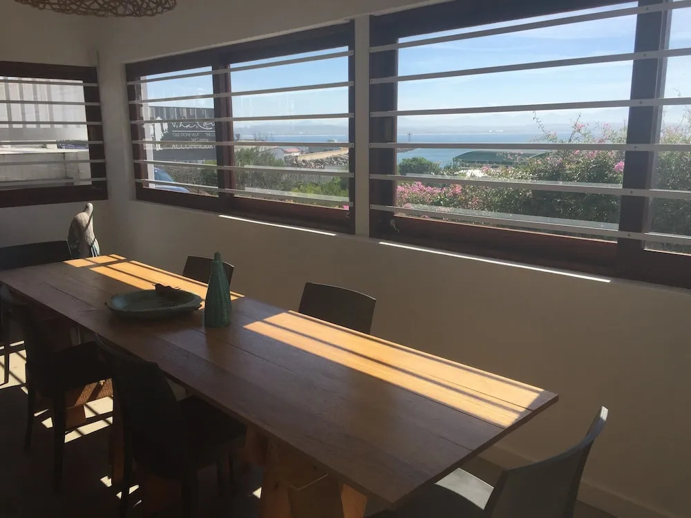 The Cove Guesthouse