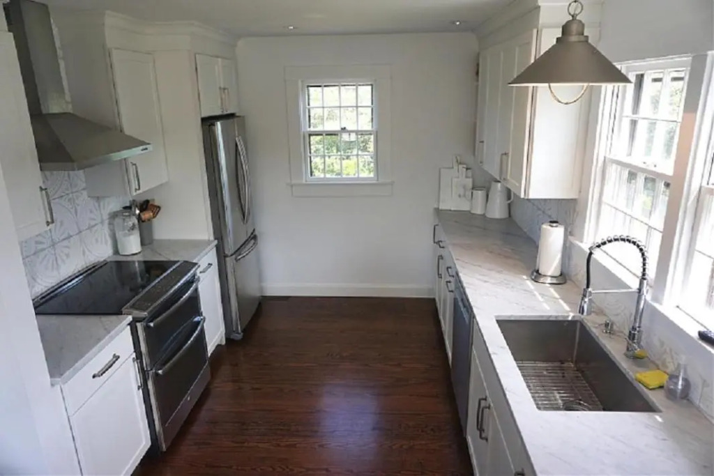 9 Green Hollow Road