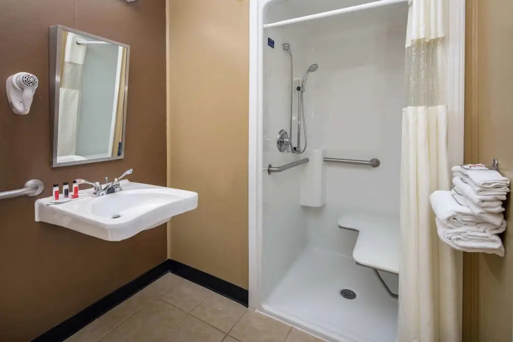 Microtel Inn & Suites by Wyndham Columbia Fort Jackson N