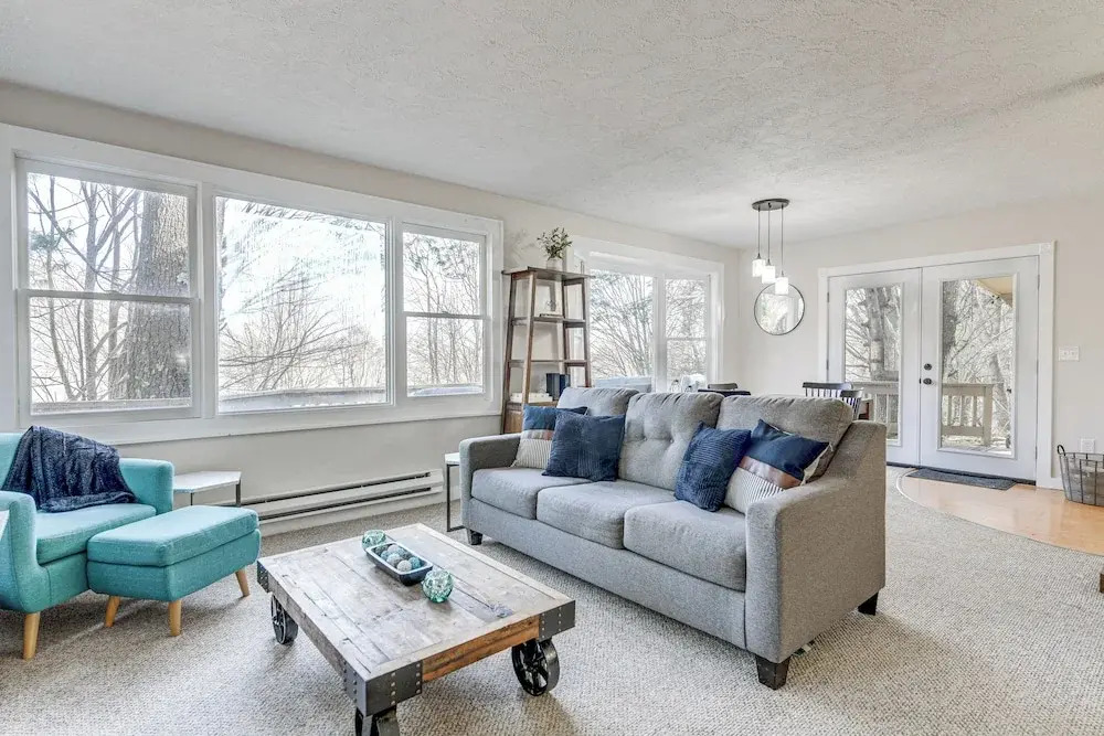 Fire Pit & Mountain Views: Waynesville Retreat!