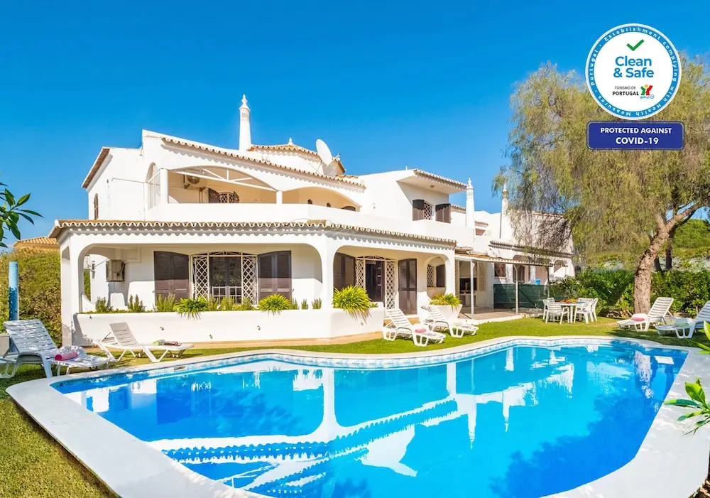 Villa Phi Phi by Algarve Vacation