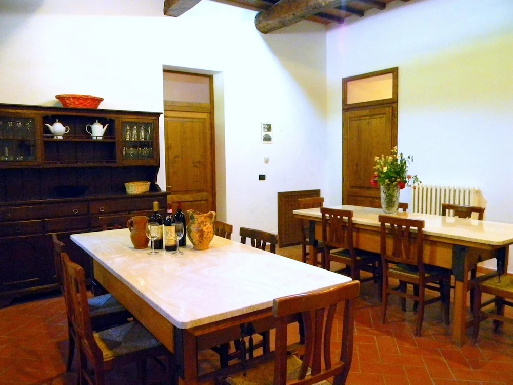 Agriturismo Avanella Appartamenti a 150 mt dalla piscina 150 mt from swimming pool