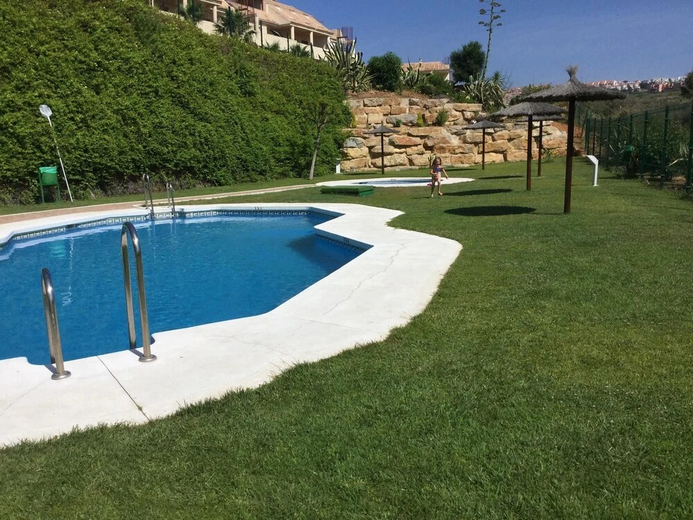 Apartment With 2 Bedrooms in Manilva, With Wonderful Mountain View, Po