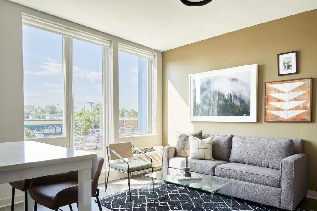 Sonder — Luna Apartments