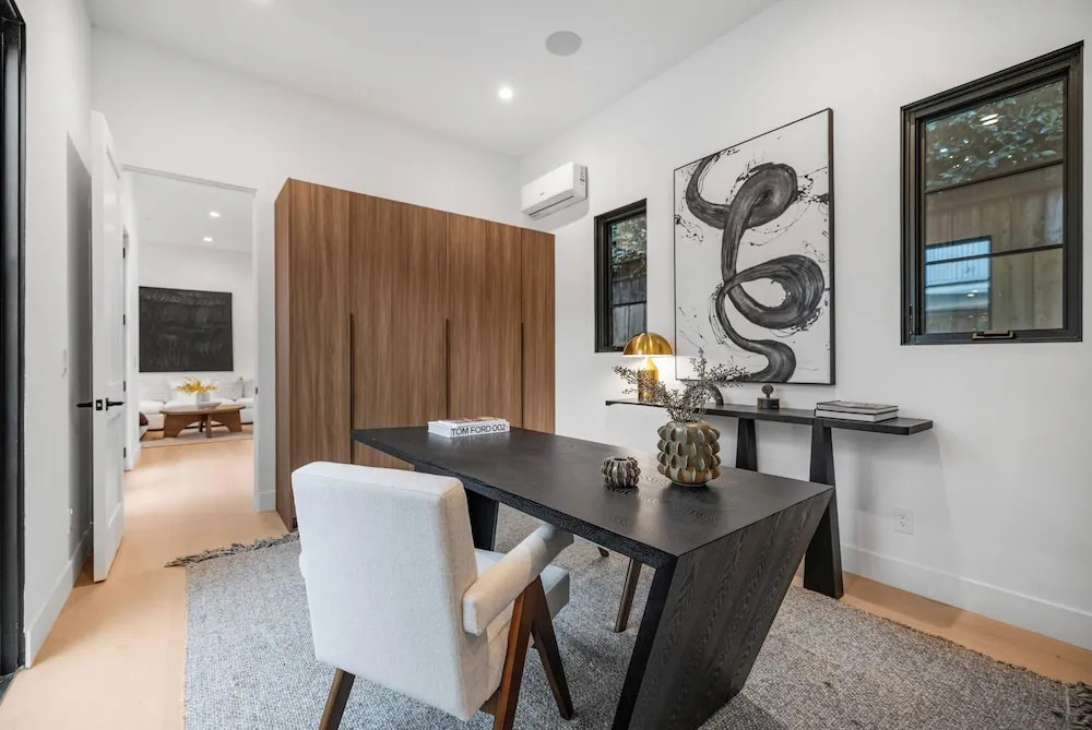 Colfax Estate   Modern Luxury Oasis in Prime Colfax Meadows