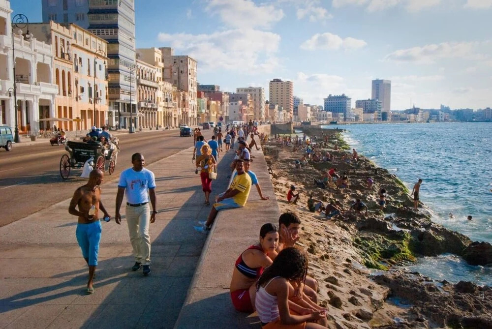 Marquez De Liz 2: Suite Black & White In Havana